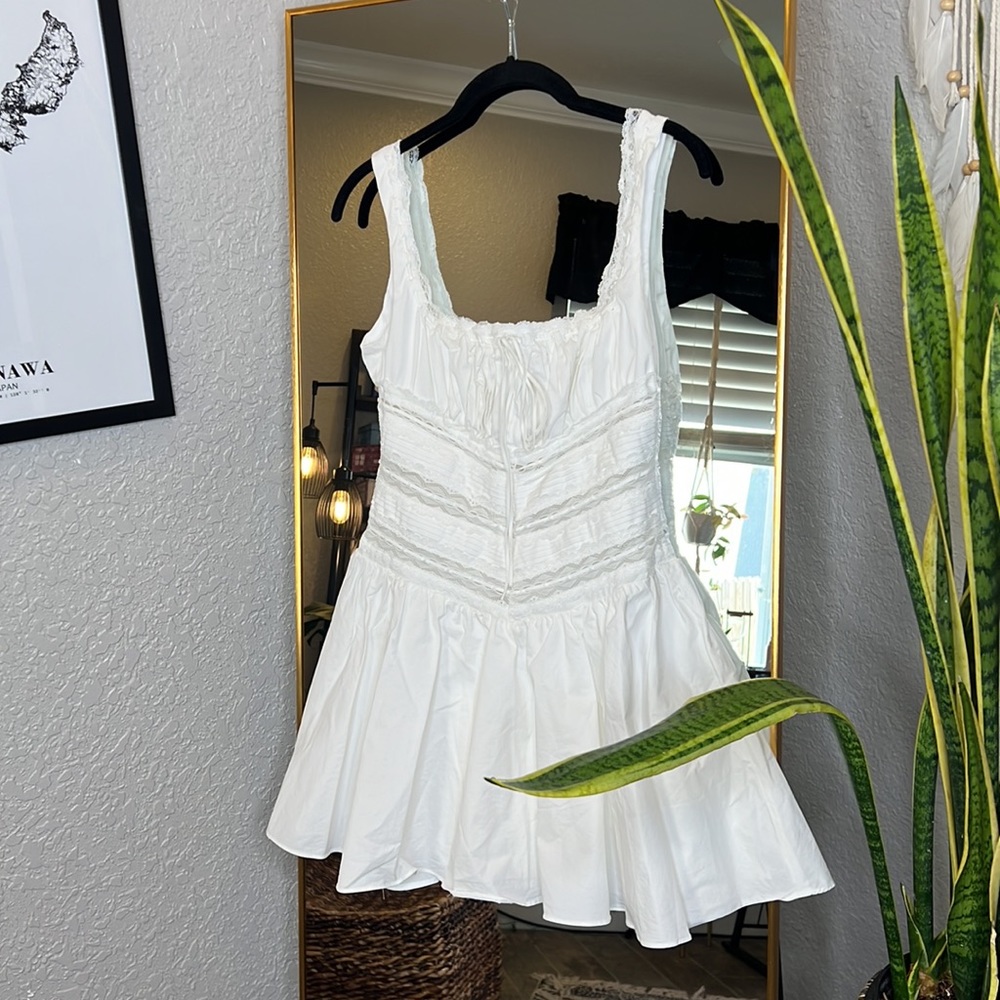 HOUSE OF CB 'Tiffani' White Lace Trim Mini Dress - Picture 9 of 12
